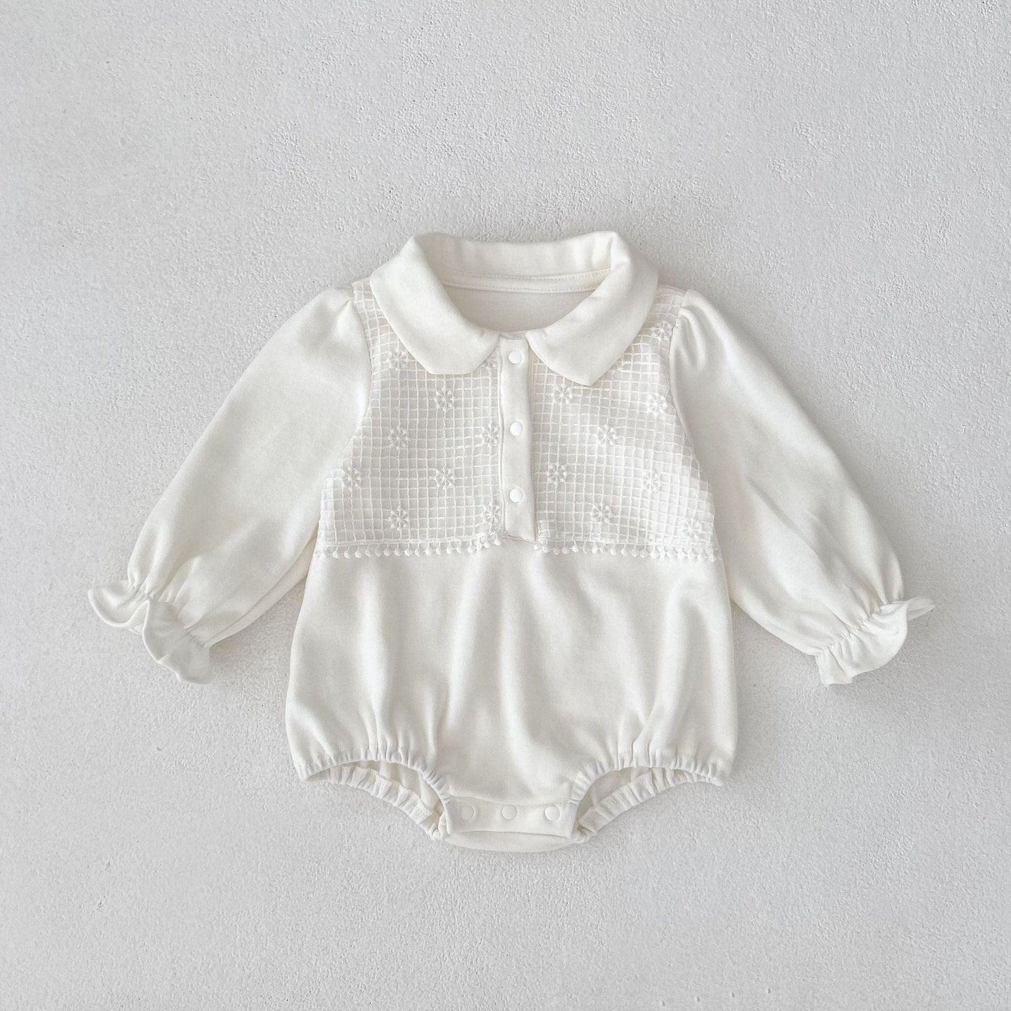 長袖ロンパース Creamy White / 66cm 刺繍切り替え襟付き長袖ロンパース【mh0010851】