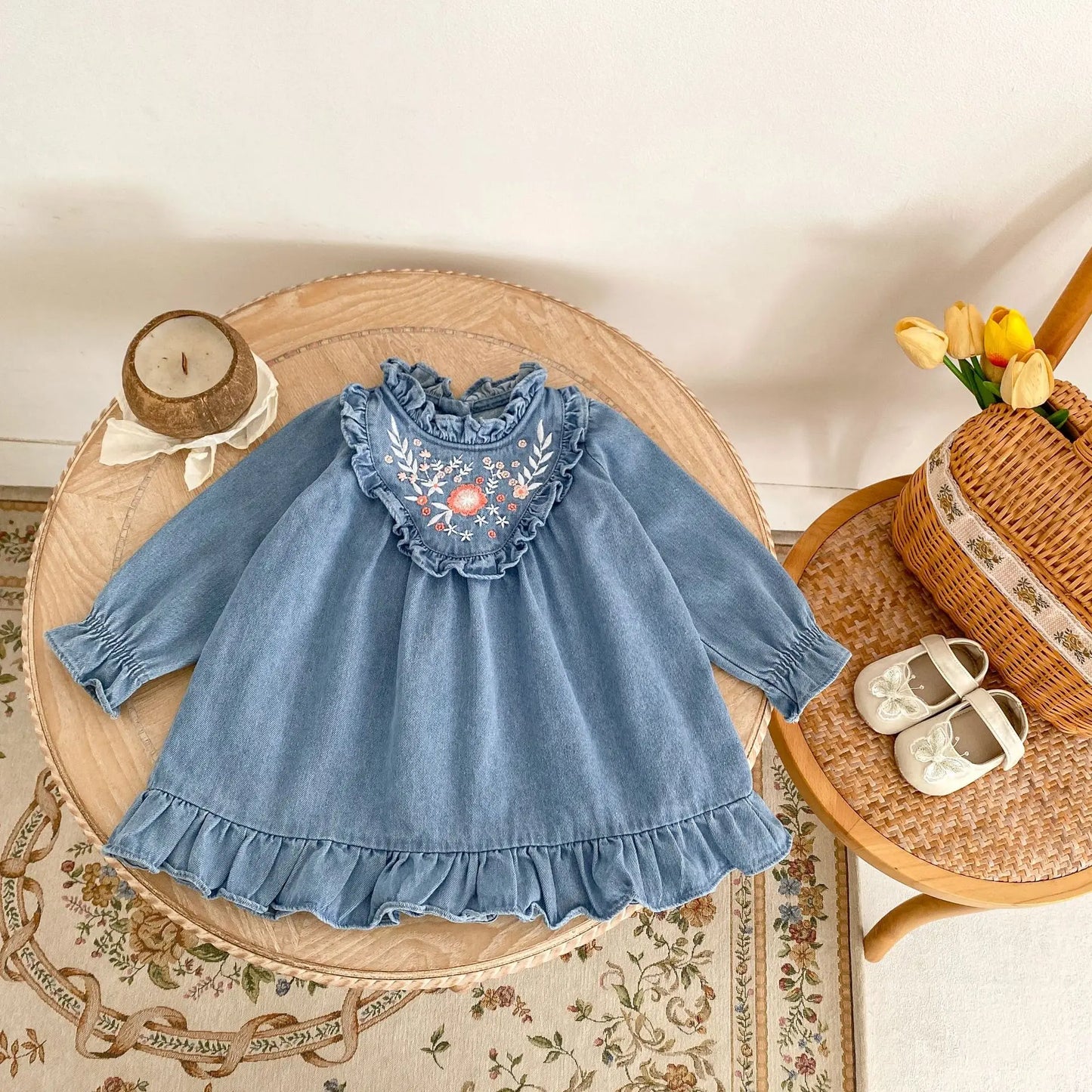 長袖ワンピース ベビーワンピース フラワー花柄刺繍スタンドフリルカラーデニム長袖ワンピース【mh-0008749】