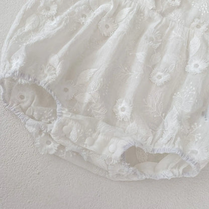 半袖ロンパース ベビーロンパース フラワー花柄エンボス フリル 半袖ボディスーツ ホワイト【mh0004660】