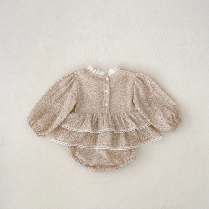 長袖ロンパース ベビーロンパース ダブルフリルペプラムフラワプリント長袖パフスリーブボディスーツ【mh0007232】