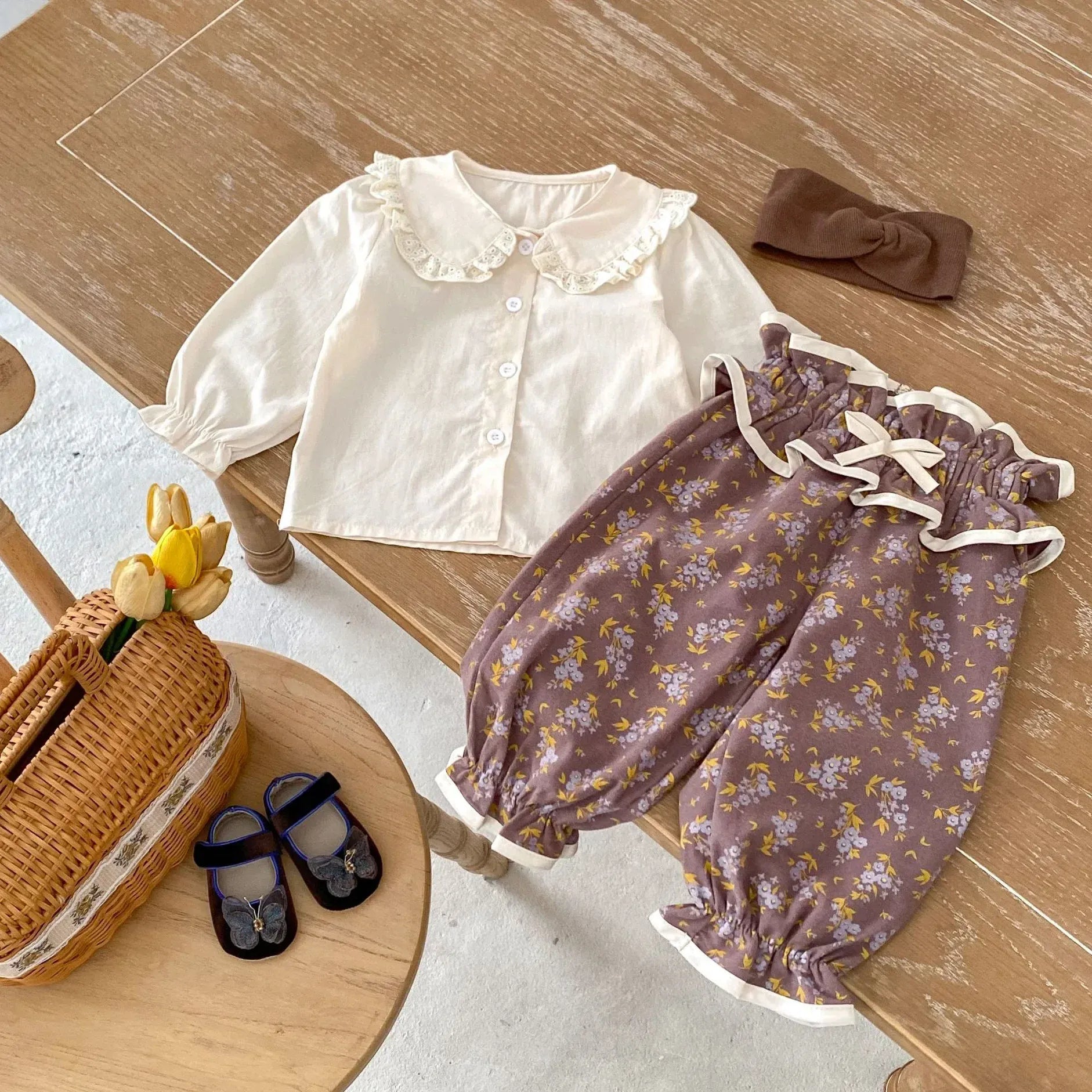 長袖セットアップ ベビートップス/パンツ フリル襟長袖シャツブラウス/ウエストフリルリボンフラワープリントロングバルーンパンツ【mh0007451】