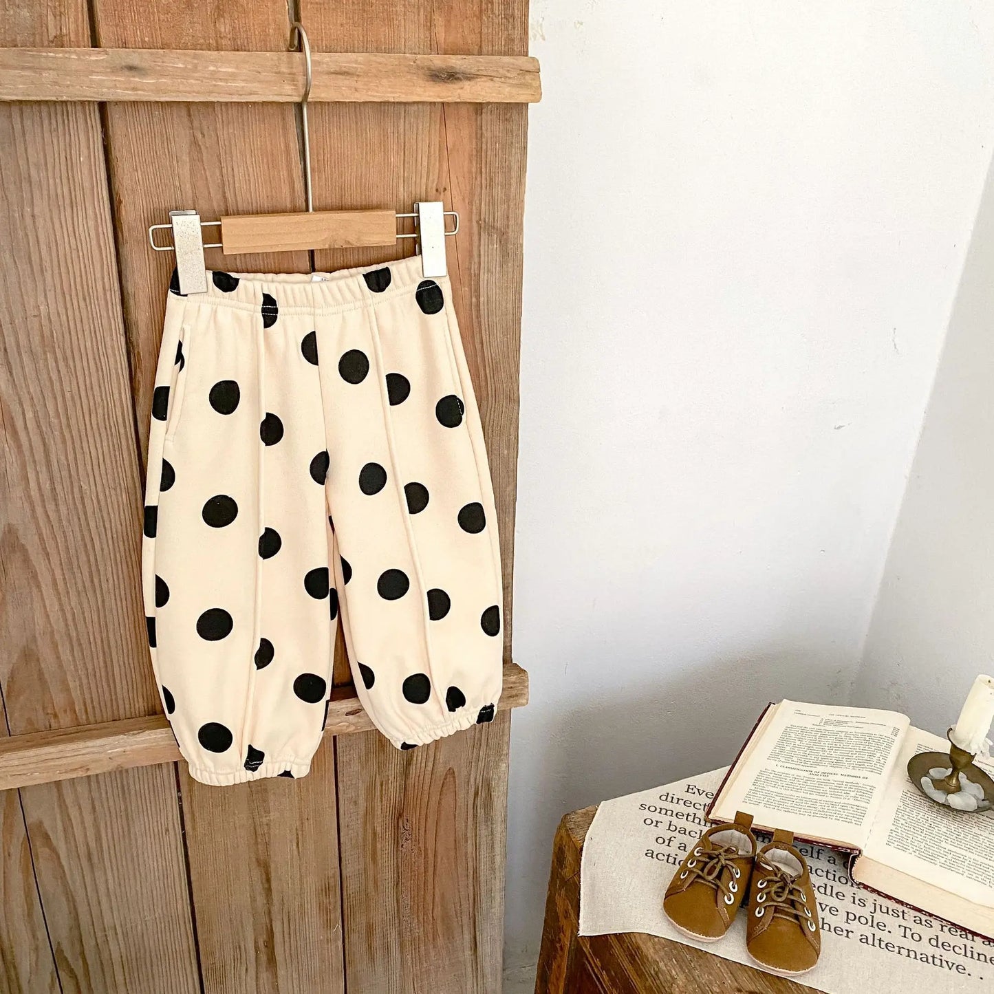 ロングパンツ・スウェットパンツ ベビーキッズパンツ コインドットプリントセンタープリーツ裏フリースロングスウェットパンツ【mh0007924】