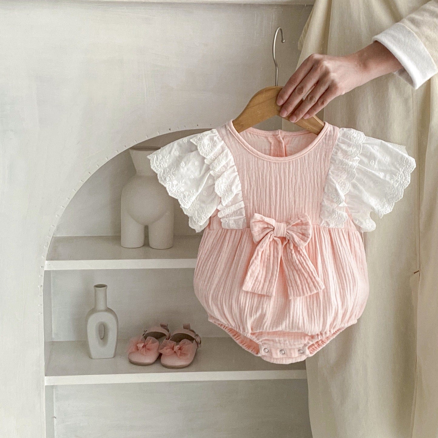 半袖ロンパース バタフライフリルショルダーリボンロンパース【mh0010151】