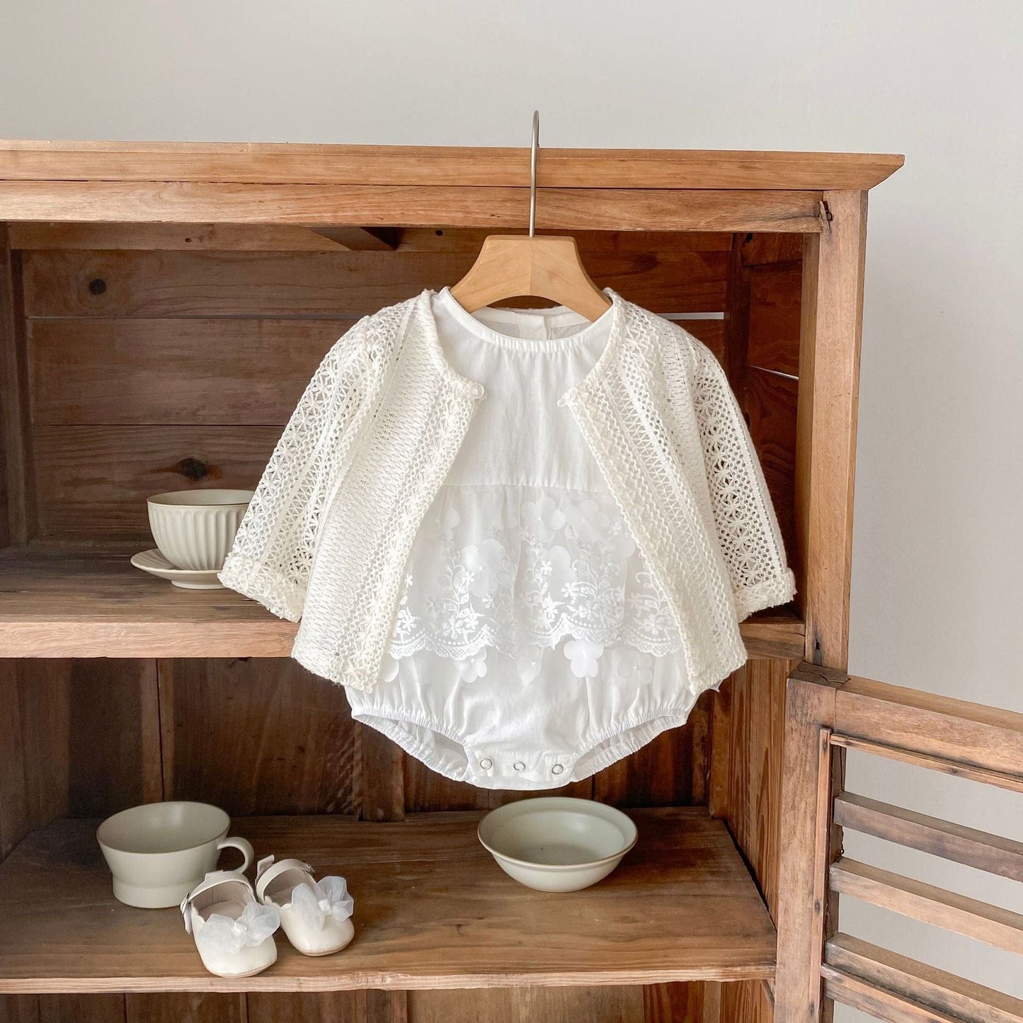 半袖ロンパース 刺繍レーススリーブスカートドレスロンパース【mh0010158】