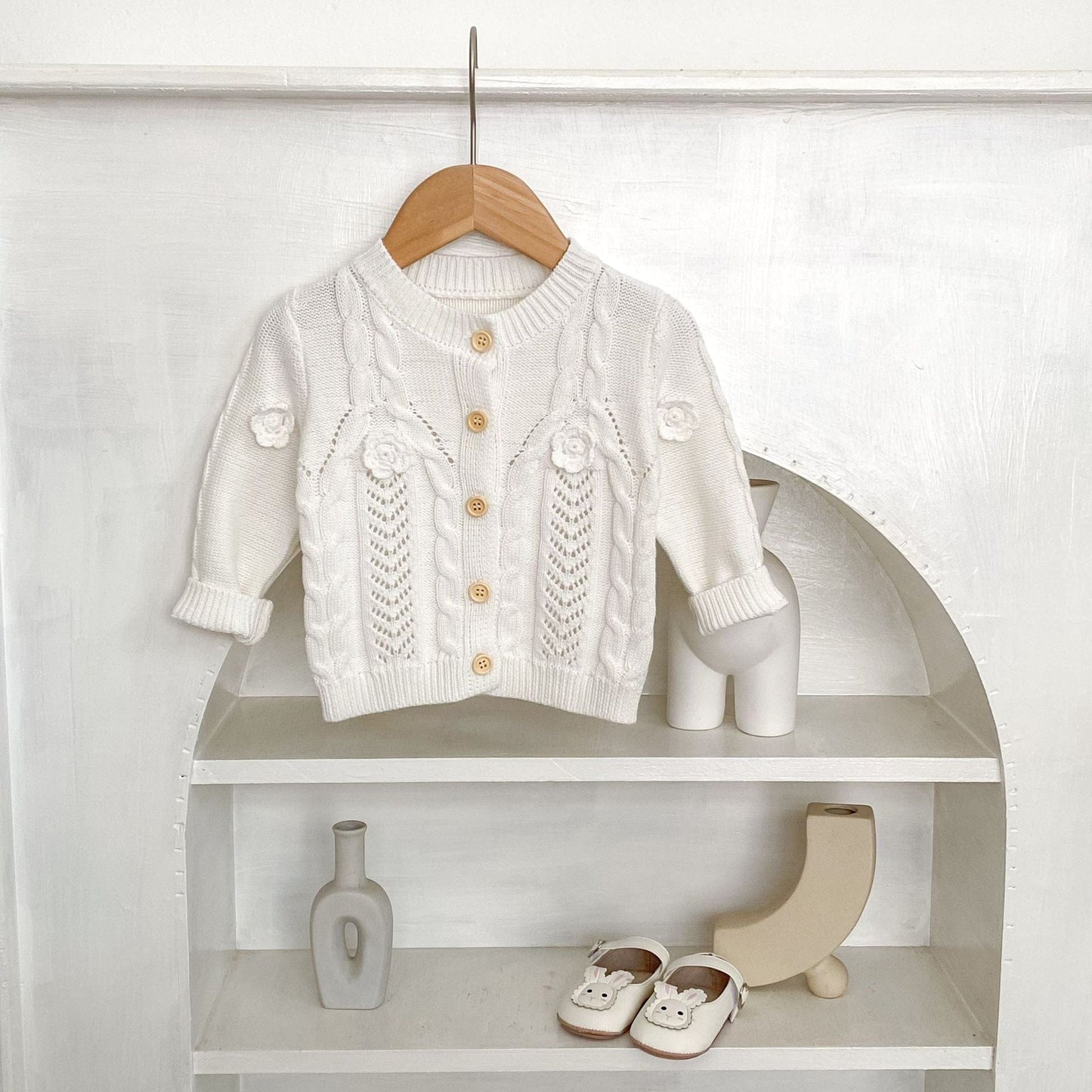 カーディガン・パーカー フラワー刺繍長袖ニットカーディガン【mh0010506】