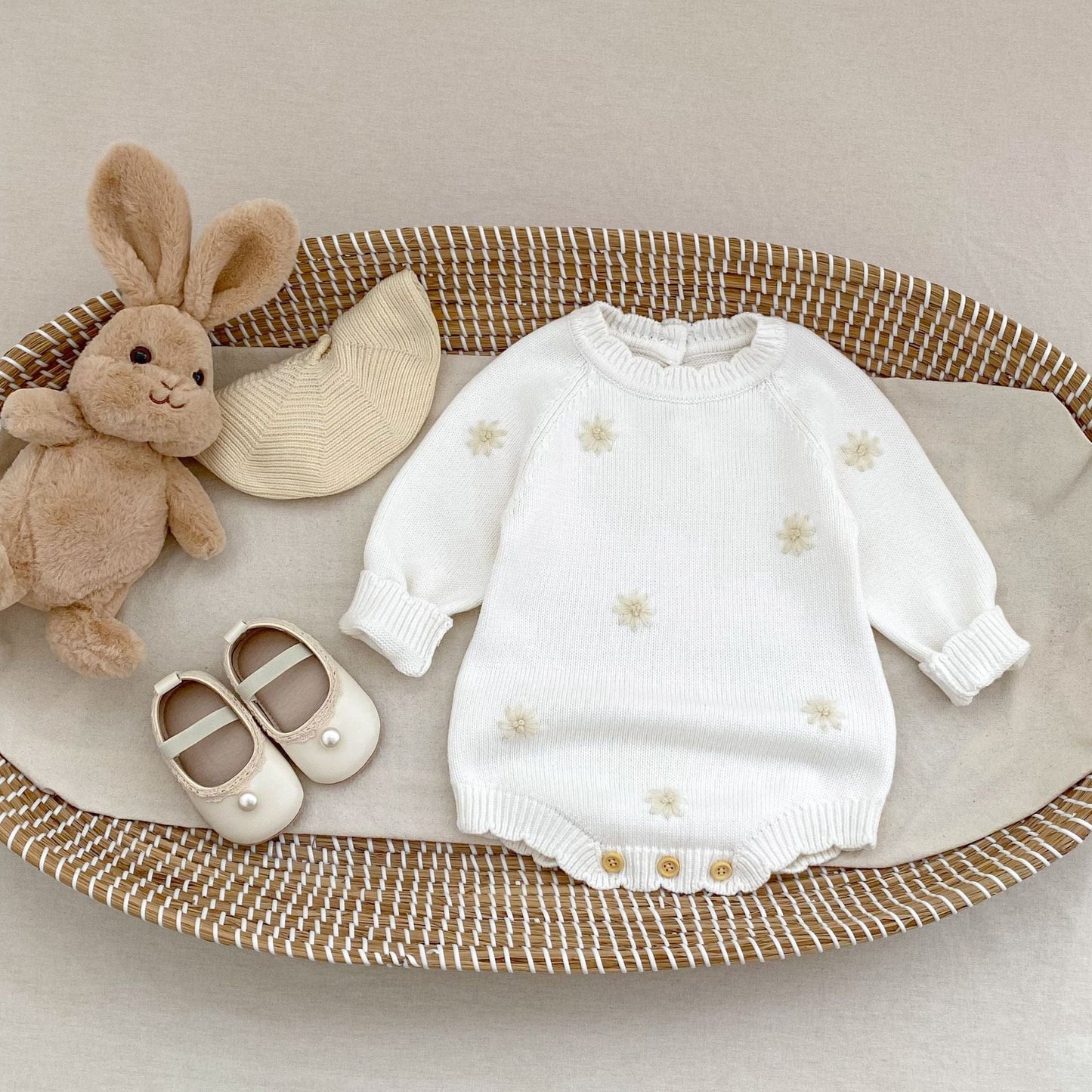 長袖ロンパース フラワー刺繍長袖ニットロンパース【mh0010516】