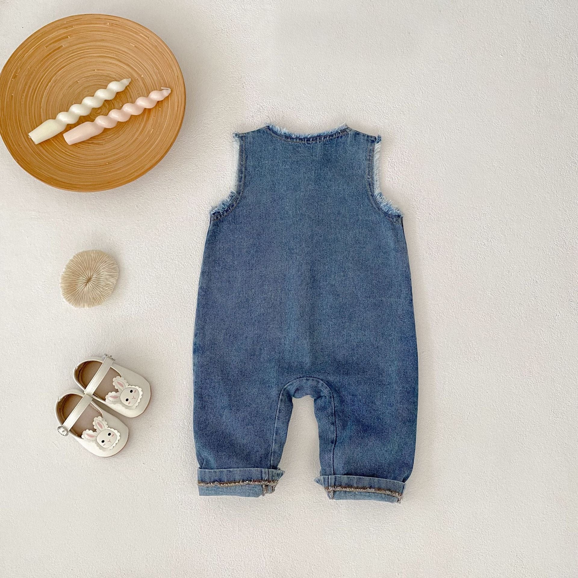 ノースリーブジャンプスーツ レターロゴ刺繍デニムノースリーブジャンプスーツ【mh0010523】