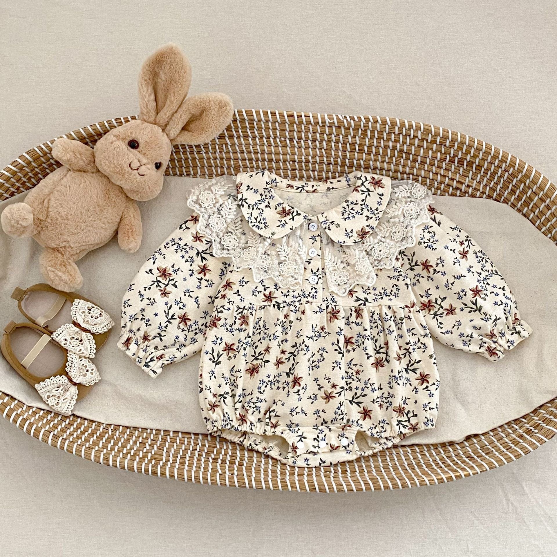 長袖ロンパース フラワープリントレース襟長袖ロンパース【mh0010527】