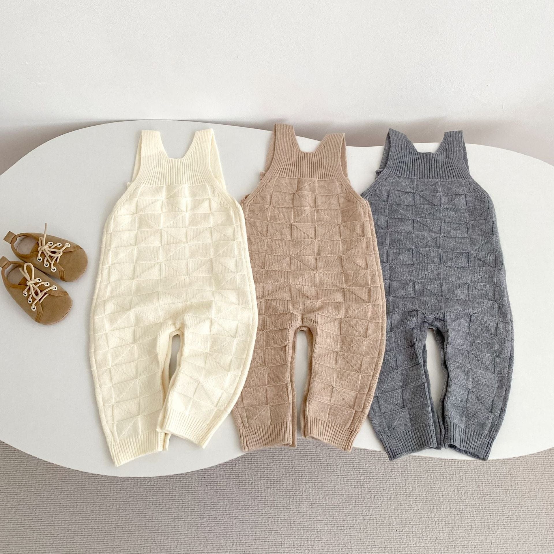 サロペットパンツ・サスペンダーパンツ 柄編みニットサロペットロンパース【mh0010847】