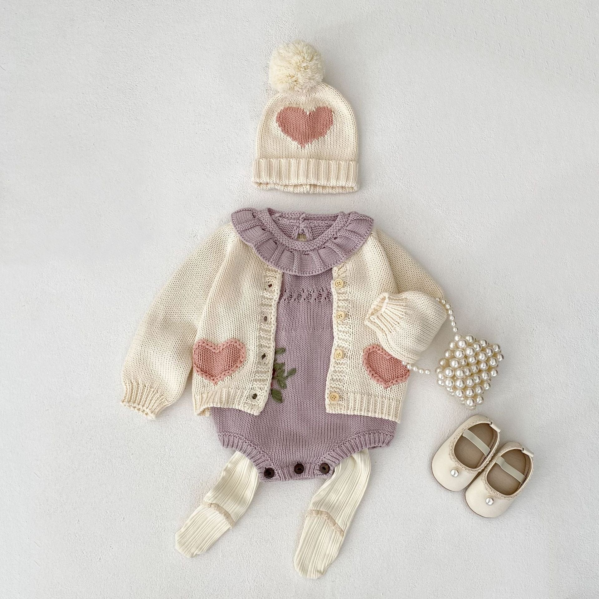 長袖ロンパース ビッグフリル襟花刺繍ニットロンパース【mh0010850】