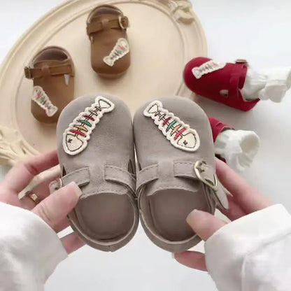 ベビー用靴 フィッシュボーン刺繍ストラップシューズ ソフトソールベビーシューズ【mh0011069】