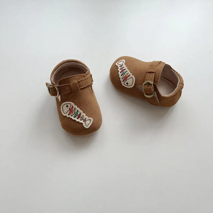 ベビー用靴 フィッシュボーン刺繍ストラップシューズ ソフトソールベビーシューズ【mh0011069】