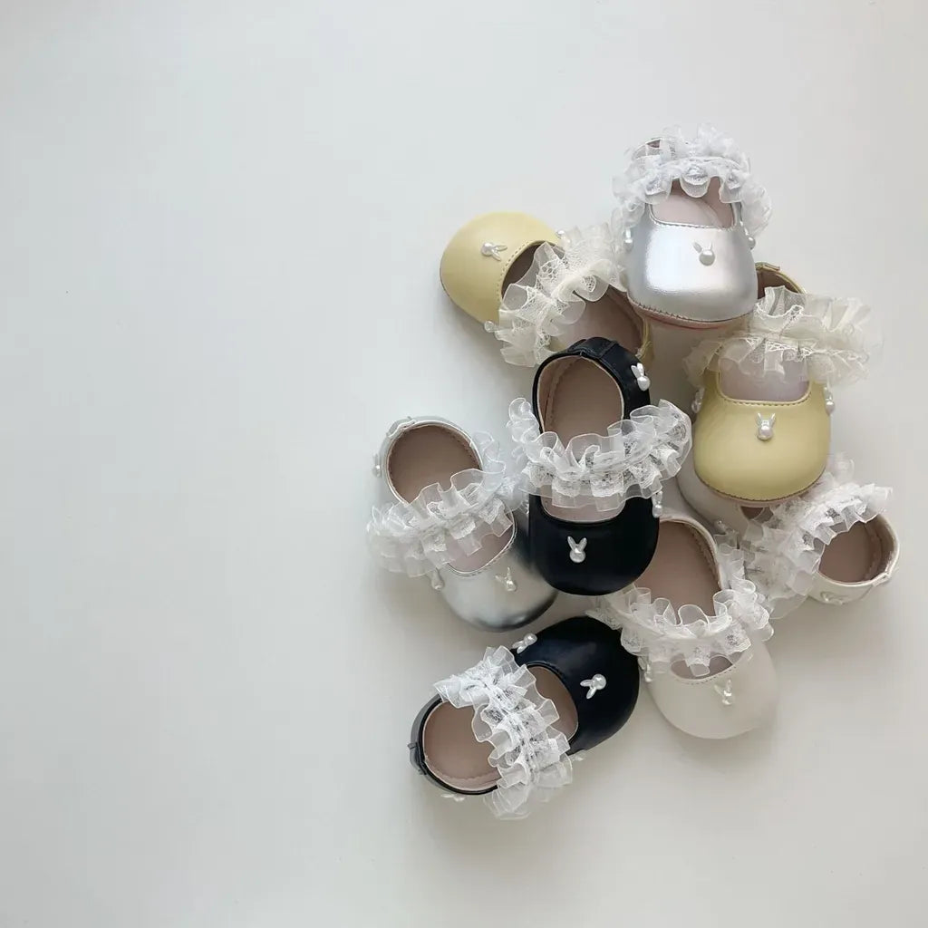 ベビー用靴 うさぎ刺繍ストラップシューズ ハートモチーフ付きベビーシューズ【mh0011071】