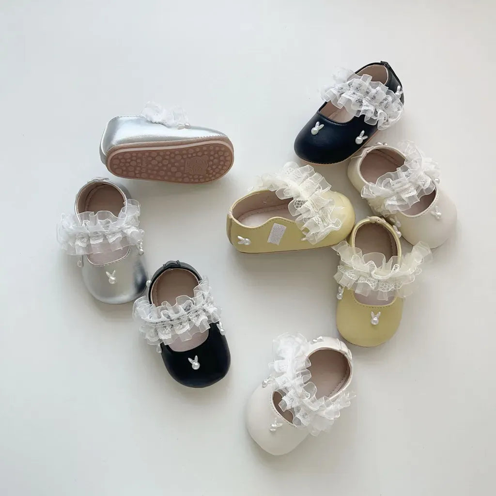 ベビー用靴 うさぎ刺繍ストラップシューズ ハートモチーフ付きベビーシューズ【mh0011071】