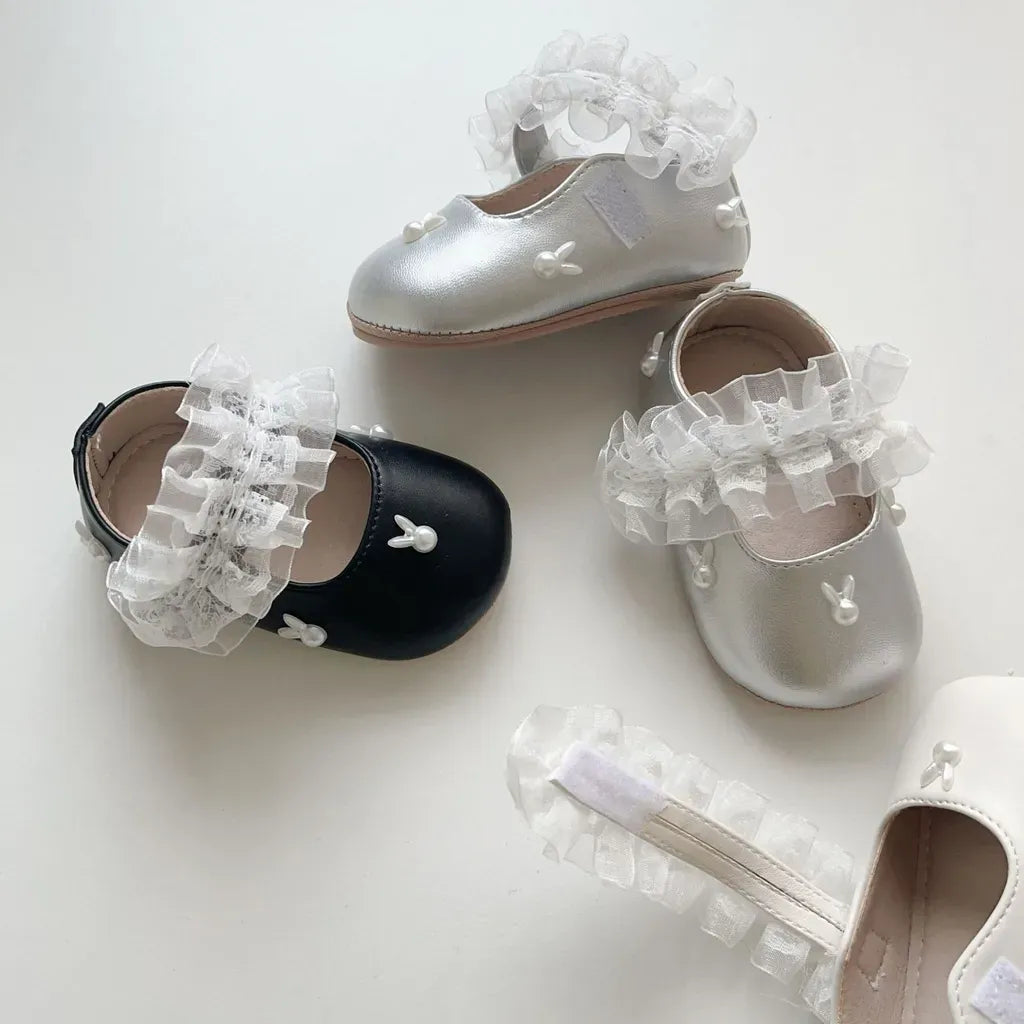 ベビー用靴 うさぎ刺繍ストラップシューズ ハートモチーフ付きベビーシューズ【mh0011071】