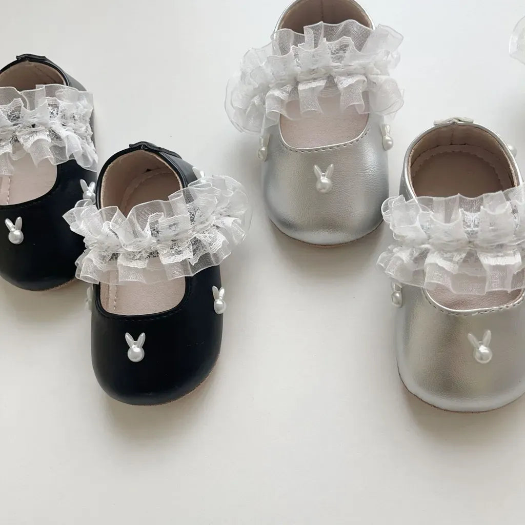 ベビー用靴 うさぎ刺繍ストラップシューズ ハートモチーフ付きベビーシューズ【mh0011071】