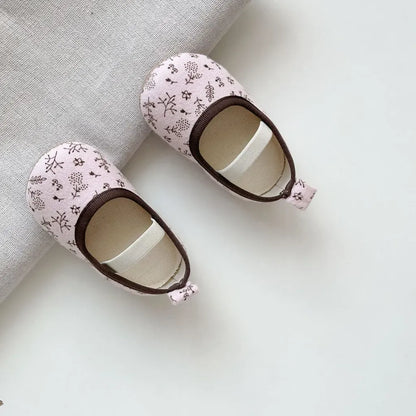 ベビー用靴 小花柄ストラップバレエシューズ ソフトソールベビーシューズ ゴムバンド付き【mh0011072】