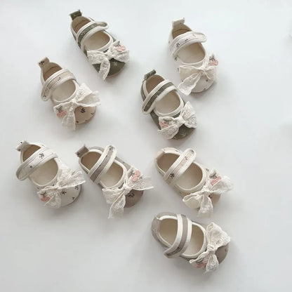 ベビー用靴 さくらんぼ刺繍リボンソフトソールベビーシューズ【mh0011074】