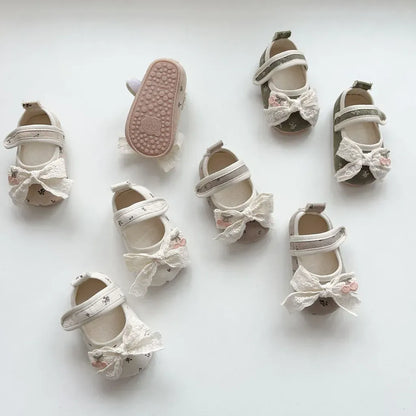 ベビー用靴 さくらんぼ刺繍リボンソフトソールベビーシューズ【mh0011074】