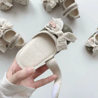 ベビー用靴 さくらんぼ刺繍リボンソフトソールベビーシューズ【mh0011074】