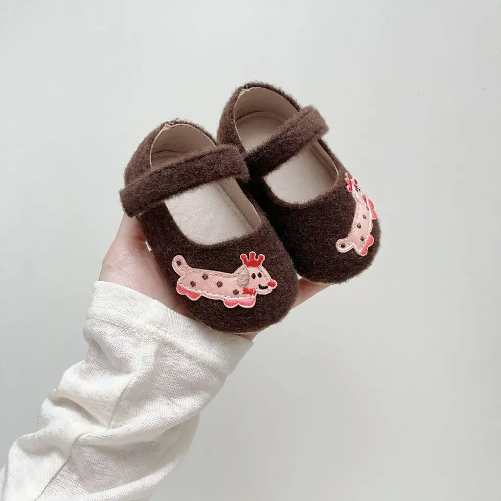 ベビー用靴 ドッグ刺繍フランネルストラップベビーシューズ【mh0011076】