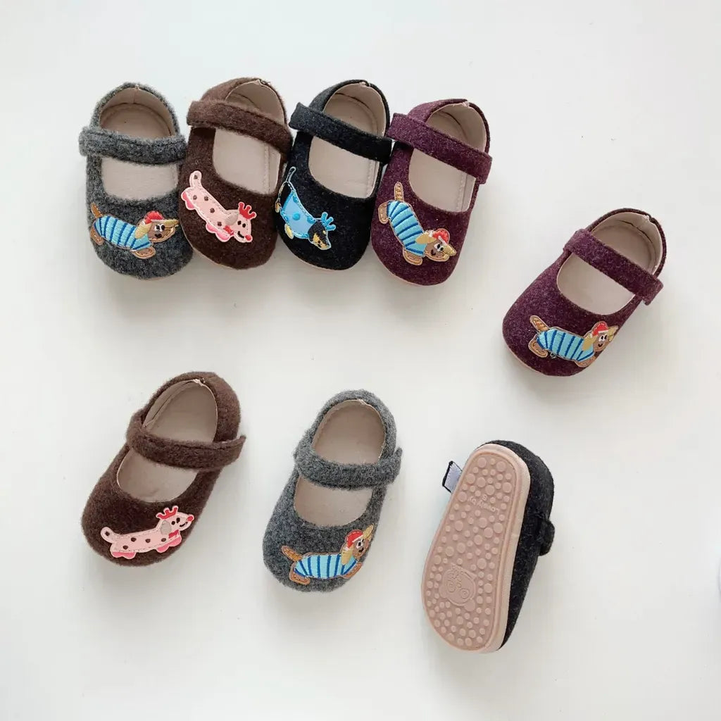 ベビー用靴 ドッグ刺繍フランネルストラップベビーシューズ【mh0011076】