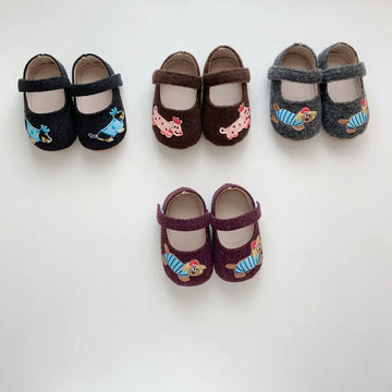 ベビー用靴 ドッグ刺繍フランネルストラップベビーシューズ【mh0011076】