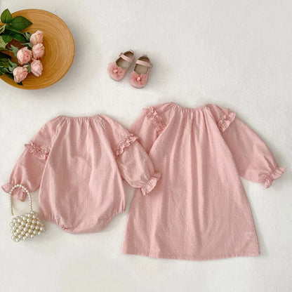 長袖ロンパース ドットエンボスフリル姉妹お揃いワンピース/ロンパース【mh0011083】