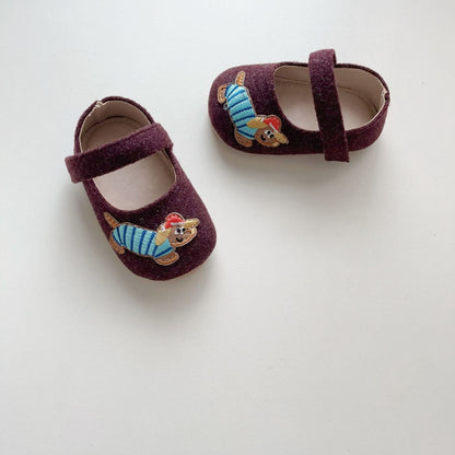 ベビー用靴 Red / S ドッグ刺繍フランネルストラップベビーシューズ【mh0011076】