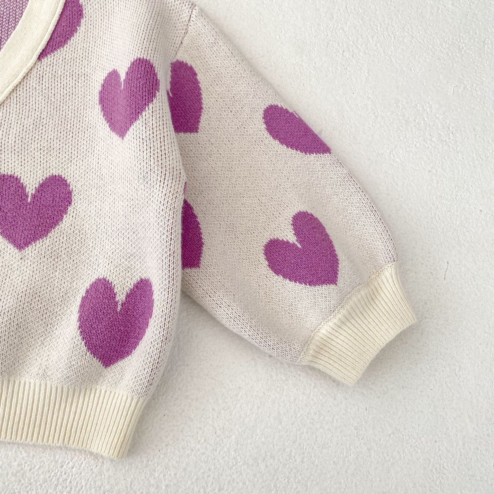 カーディガン・パーカー ハート柄ニットVネックカーディガン【mh0010843】