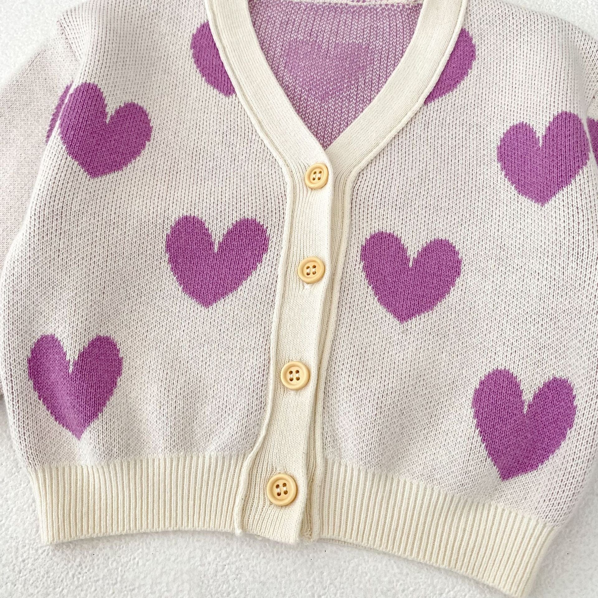 カーディガン・パーカー ハート柄ニットVネックカーディガン【mh0010843】