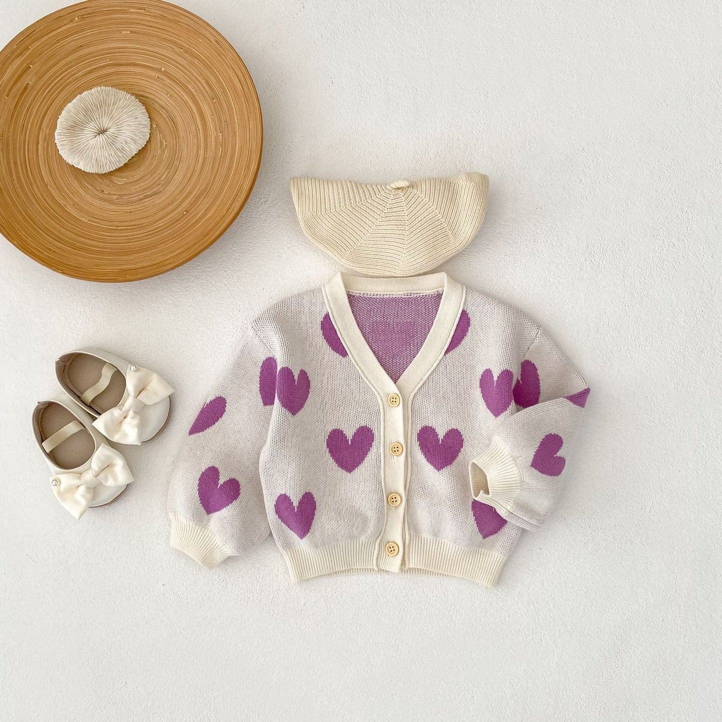 カーディガン・パーカー ハート柄ニットVネックカーディガン【mh0010843】