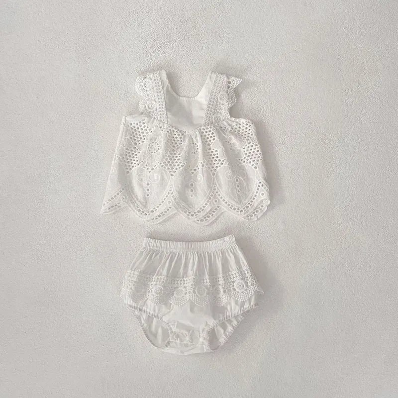 ノースリーブセットアップ White / 6M 66cm ベビーセットアップ 2点セット レース ノースリーブブラウス+ブルマパンツ 2カラー【mh0006523】