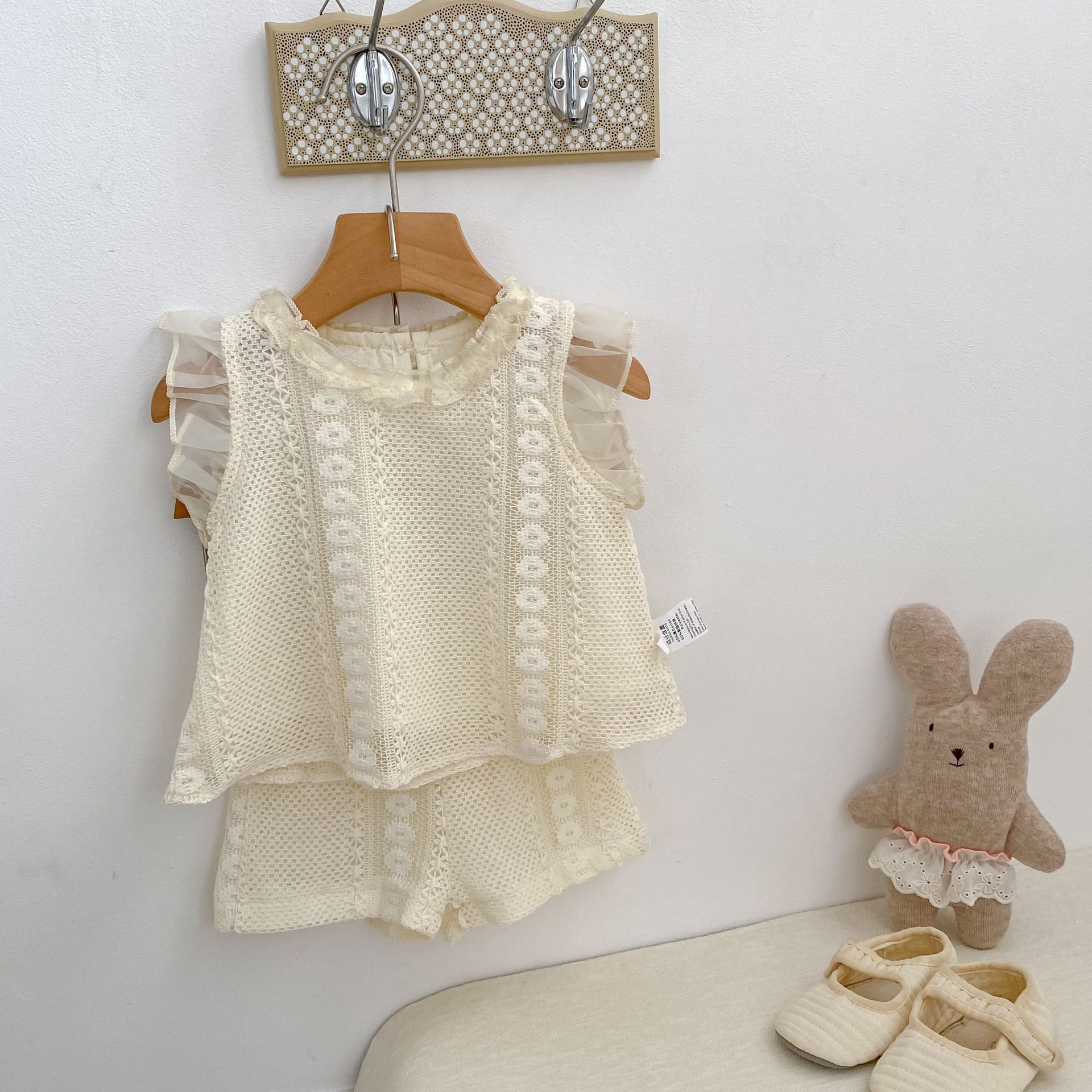 Eyelet Lace Flutter Sleeve Set アイレットレース フリル袖 セットアップ【mh0012484】 Engepapa ノースリーブセットアップ