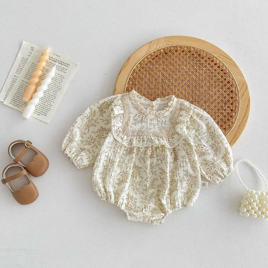 長袖ロンパース ベビーロンパース フリルフラワープリント長袖ボディスーツ アプリコット【mh0007301】