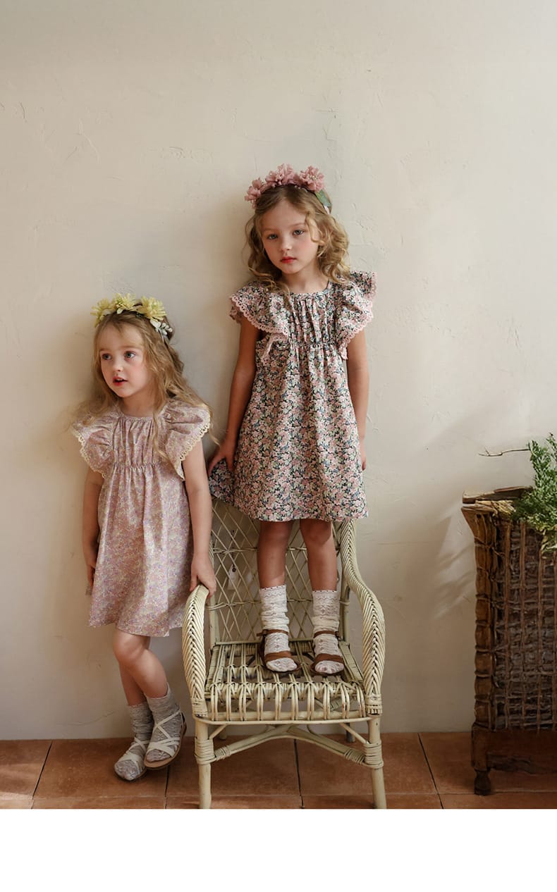Floral Butterfly Dress 花柄 バタフライスリーブワンピース【mh0012983】 Strawberry Coral 半袖ワンピース