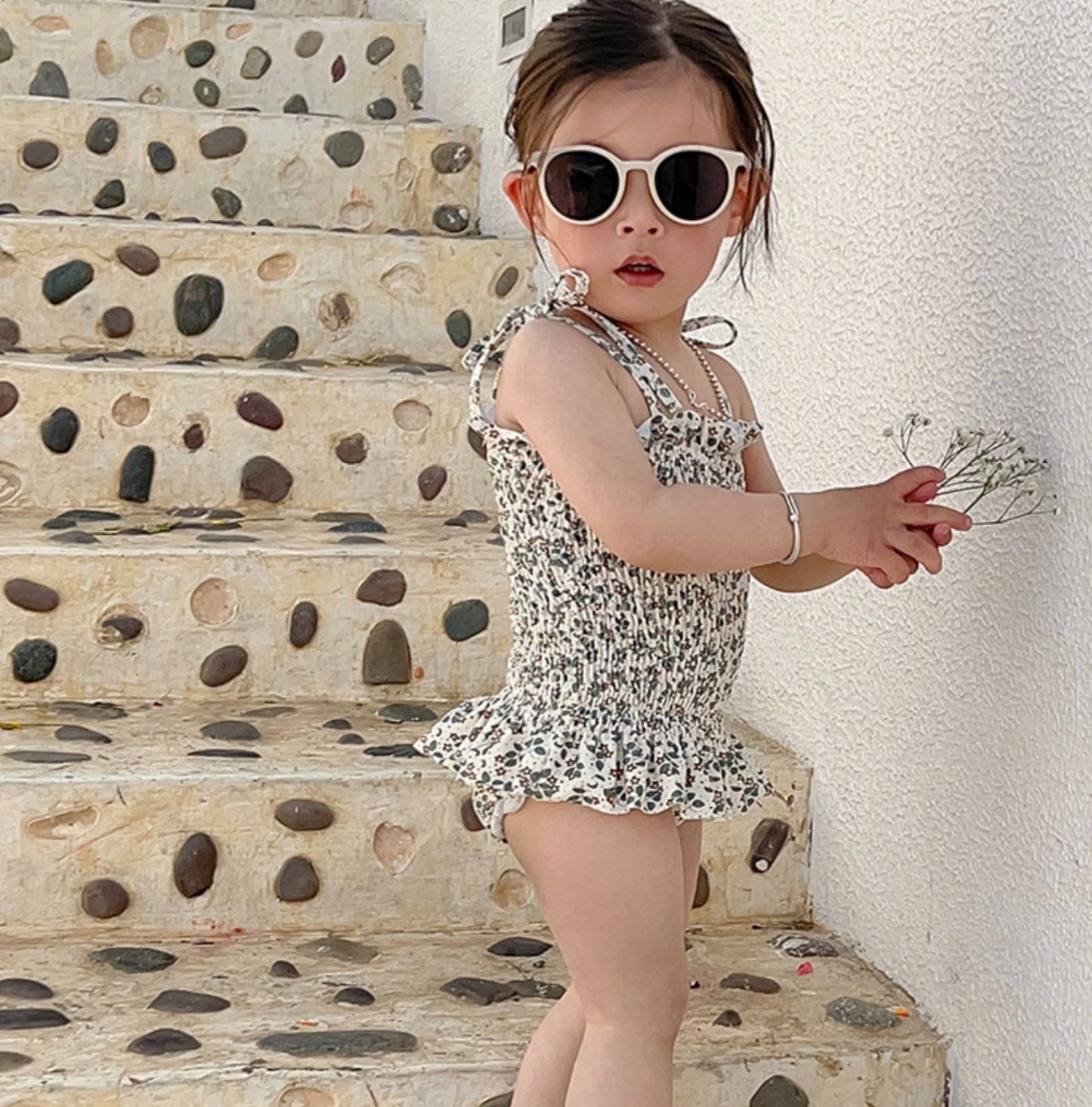 Floral Floral One-Piece Swimwear シャーリング ノースリーブワンピース水着【mh0013342】 mamahalo kids ベビー用水着