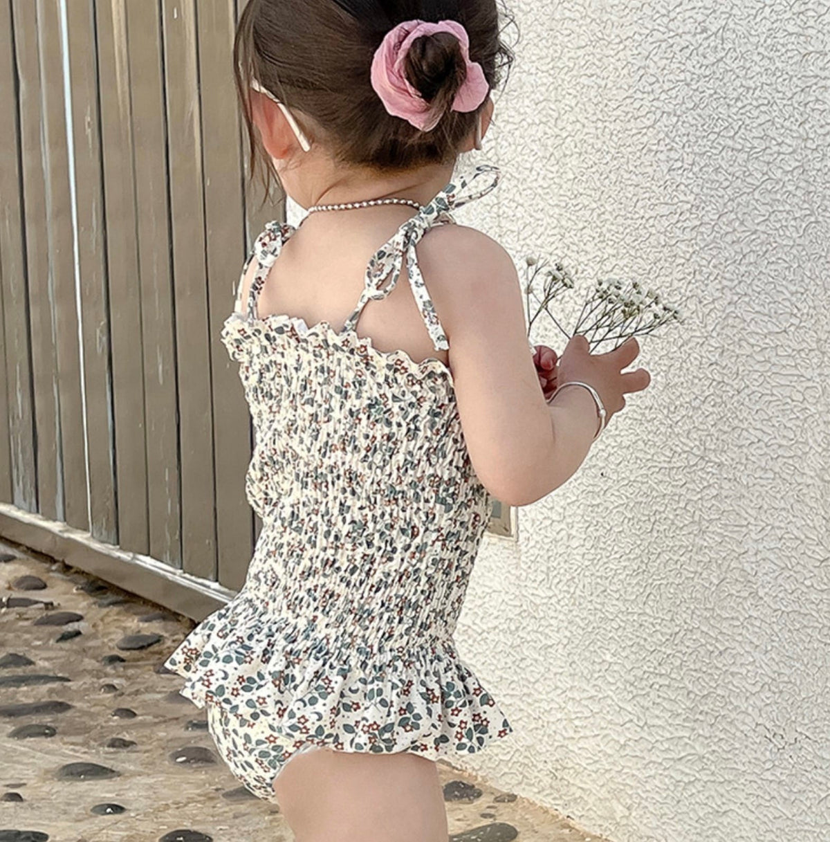 Floral Floral One-Piece Swimwear シャーリング ノースリーブワンピース水着【mh0013342】 mamahalo kids ベビー用水着