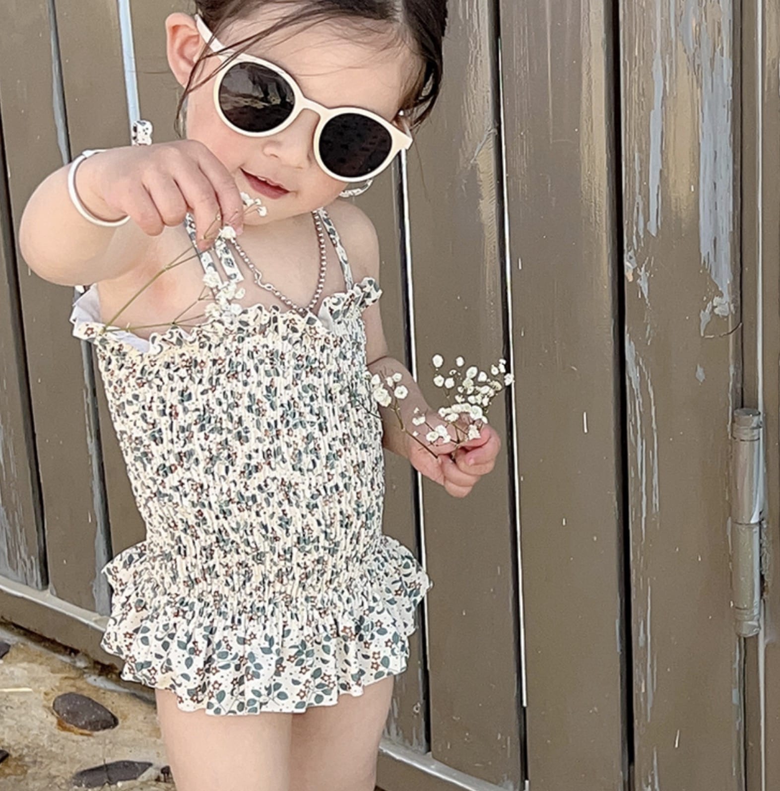 Floral Floral One-Piece Swimwear シャーリング ノースリーブワンピース水着【mh0013342】 mamahalo kids ベビー用水着