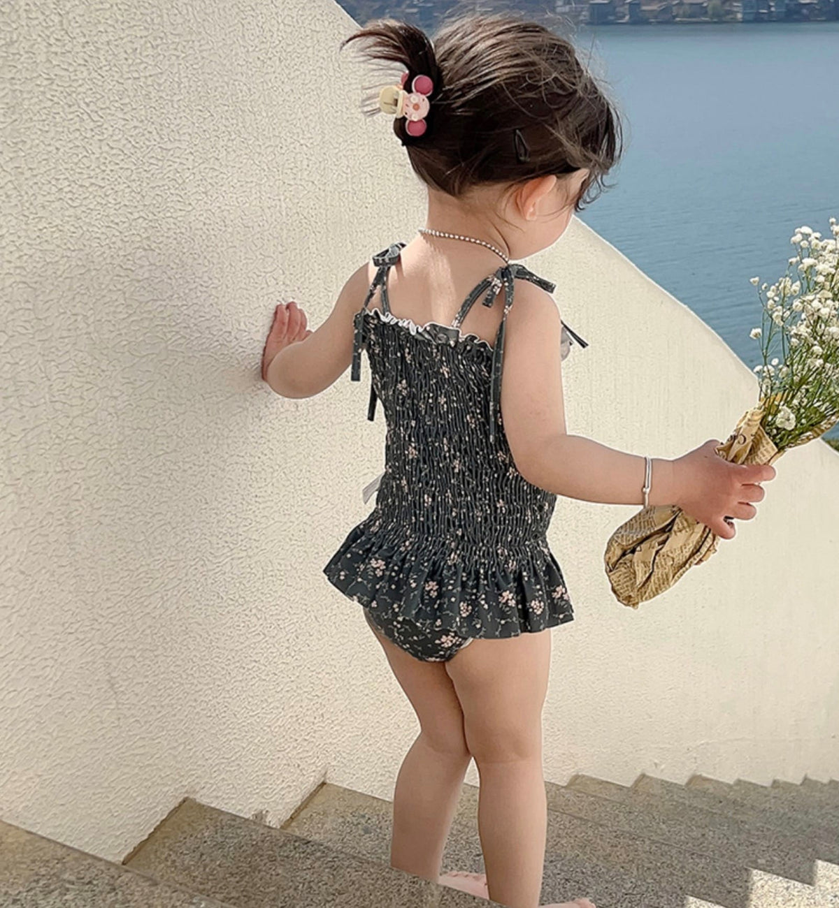 Floral Floral One-Piece Swimwear シャーリング ノースリーブワンピース水着【mh0013342】 mamahalo kids ベビー用水着
