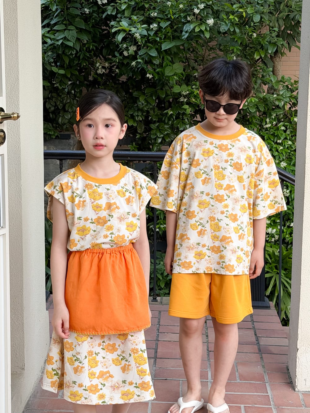 Floral Print Loose Top Dress and Shorts Set 田園プリント 半袖Tシャツ ショートパンツ 半袖ワンピース【mh0013517】 KUMAI.KIDS 半袖セットアップ