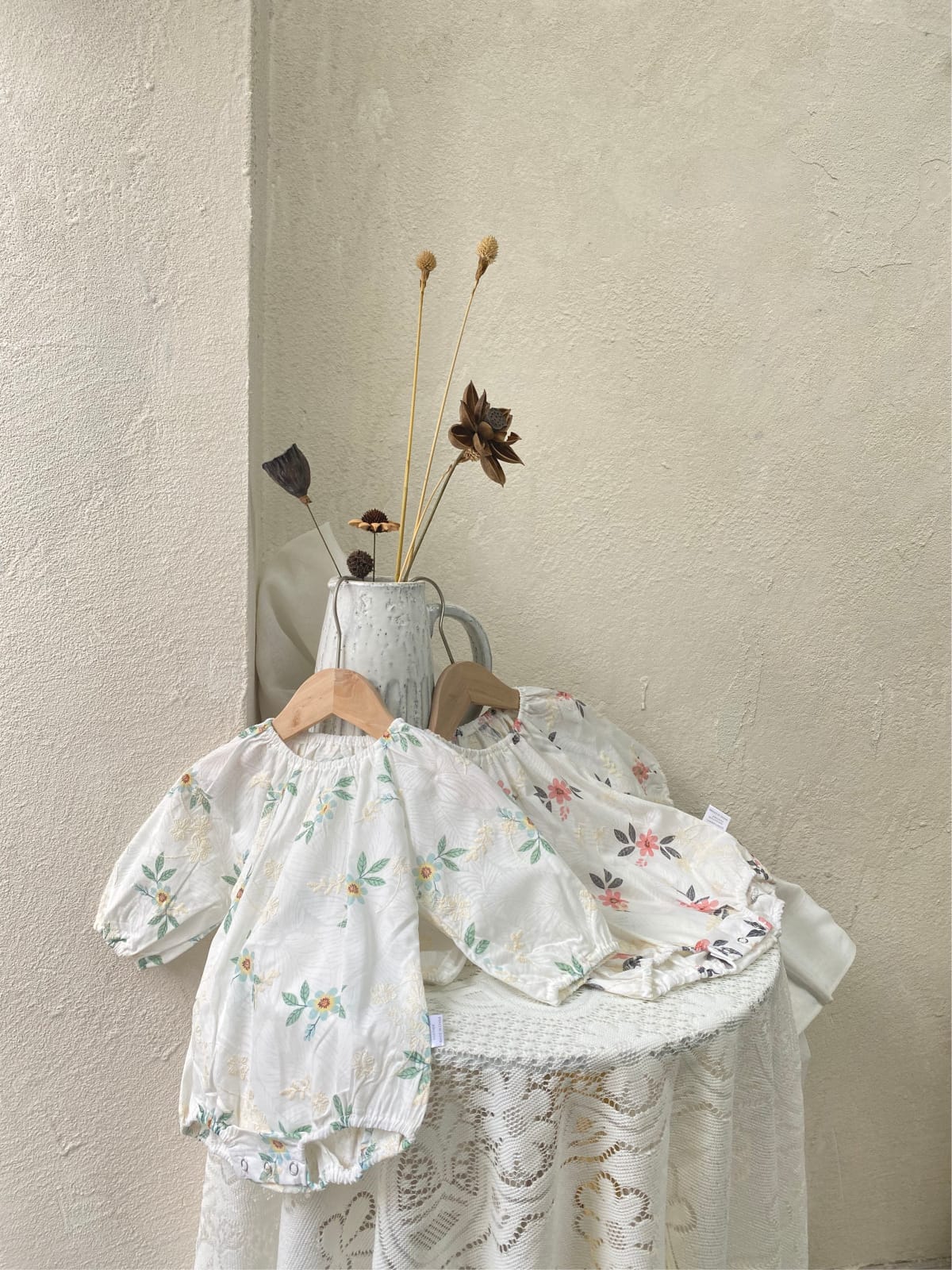 Flower Embroidered Romper with Bonnet 花柄 刺繍 ロンパース ボンネット【mh0012670】 BBAMMA 長袖ロンパース