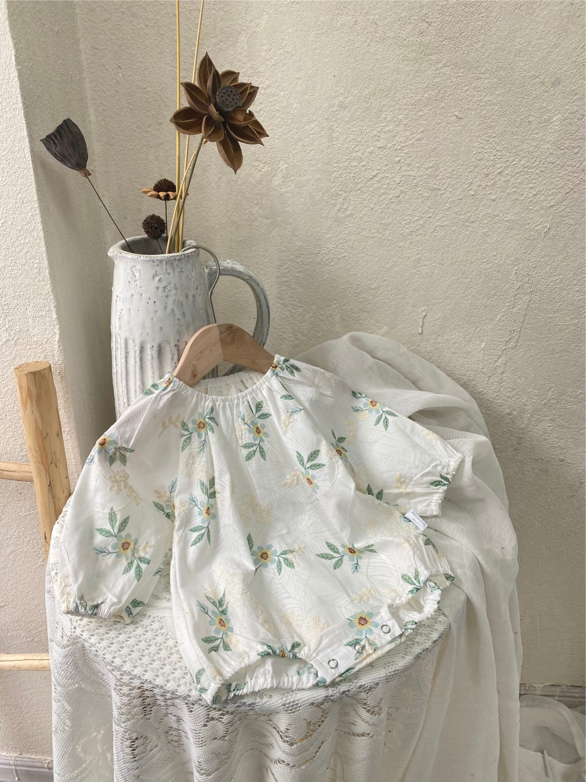 Flower Embroidered Romper with Bonnet 花柄 刺繍 ロンパース ボンネット【mh0012670】 BBAMMA 長袖ロンパース