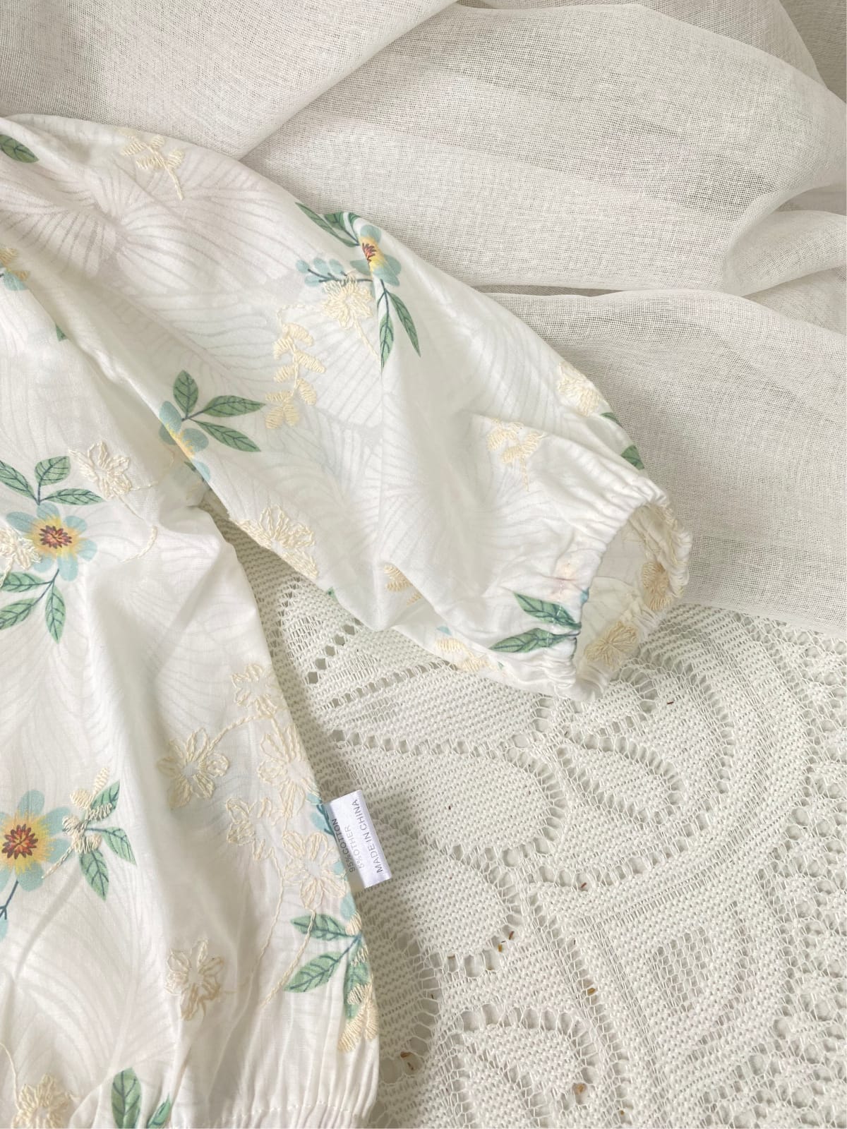 Flower Embroidered Romper with Bonnet 花柄 刺繍 ロンパース ボンネット【mh0012670】 BBAMMA 長袖ロンパース