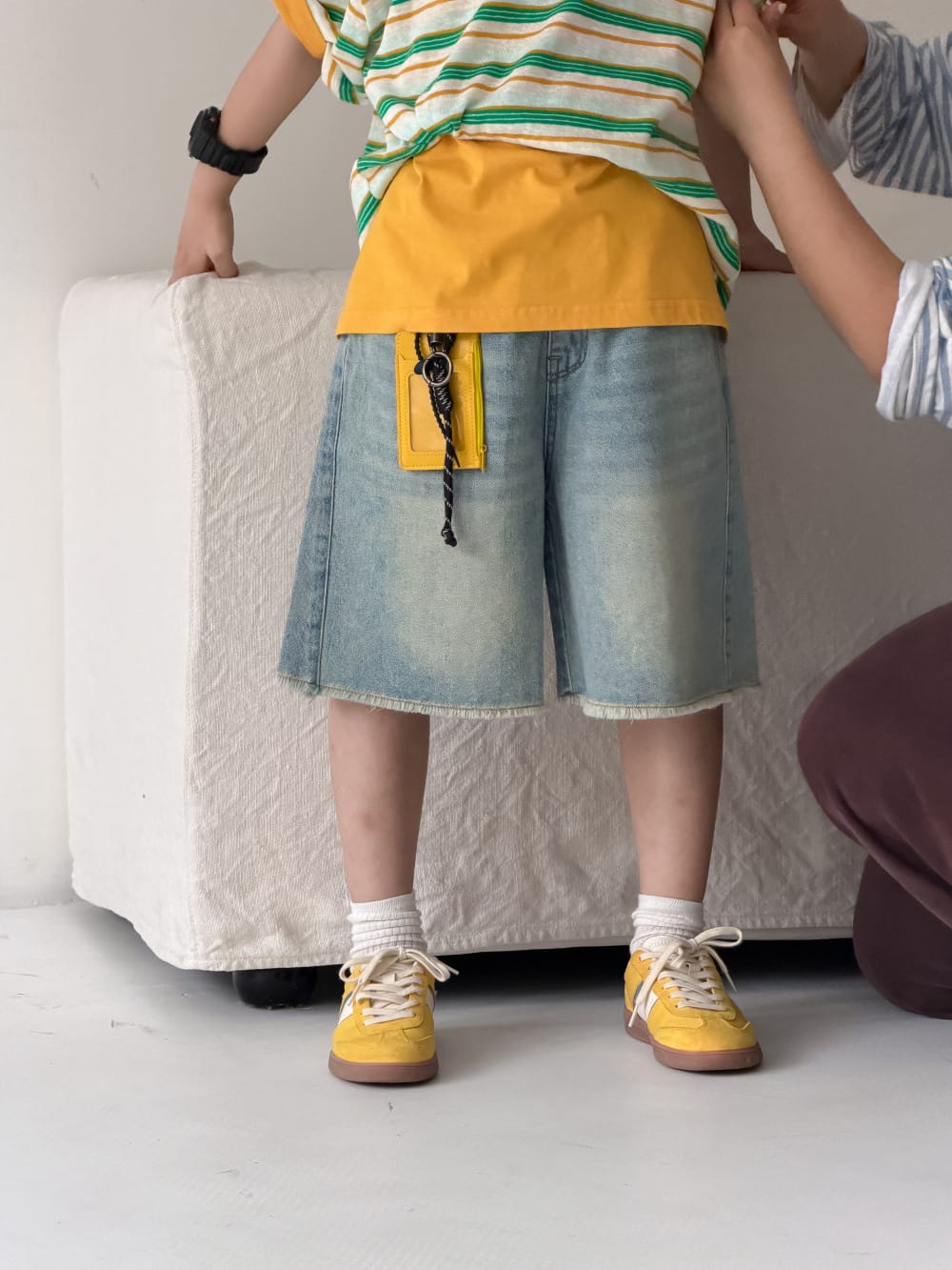 Fringed Distressed Denim Shorts ウォッシュ ハーフパンツ【mh0013511】 KUMAI.KIDS ハーフパンツ・ショートパンツ