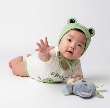 Frog Printed Short Sleeved Romper With Hat カエル 半袖ロンパース コスチューム【mh0013359】 TOMMY'S GIFTS 半袖ロンパース