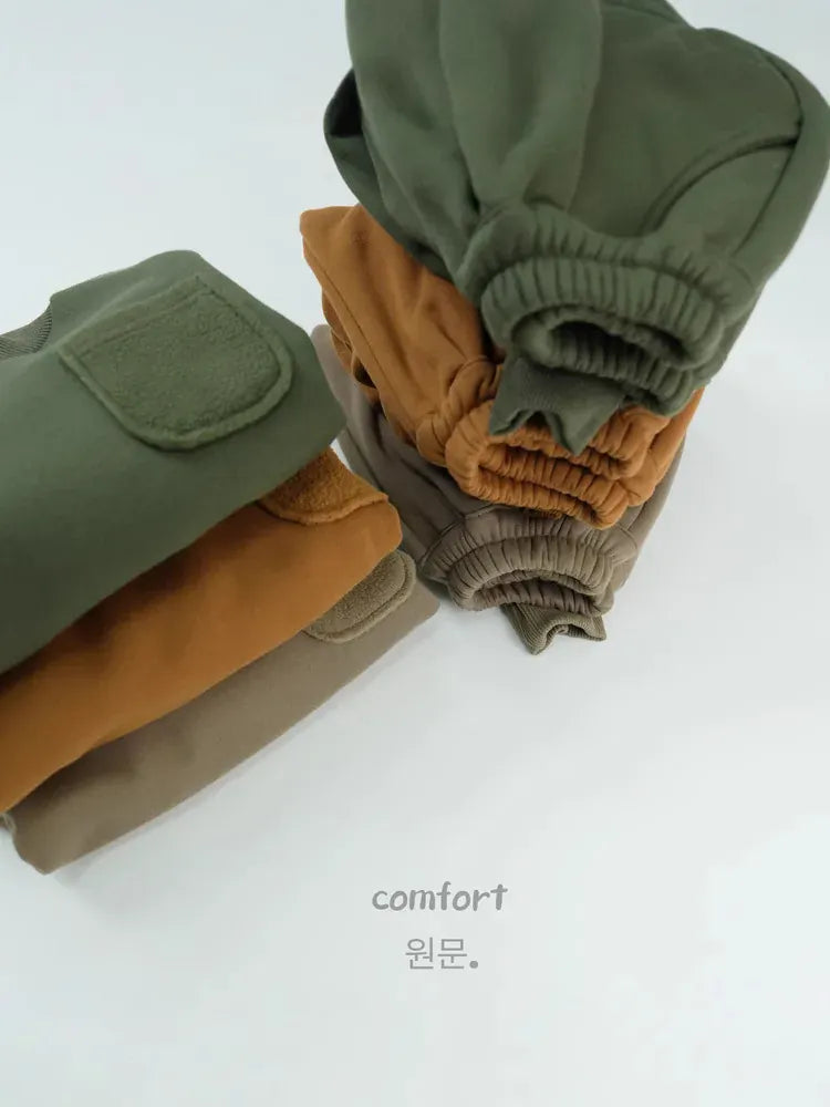 長袖セットアップ キッズセットアップ 2点セット ハイネック裏フリース長袖スウェットトレーナー+バルーンスウェットジョガーパンツ【mh0008134】