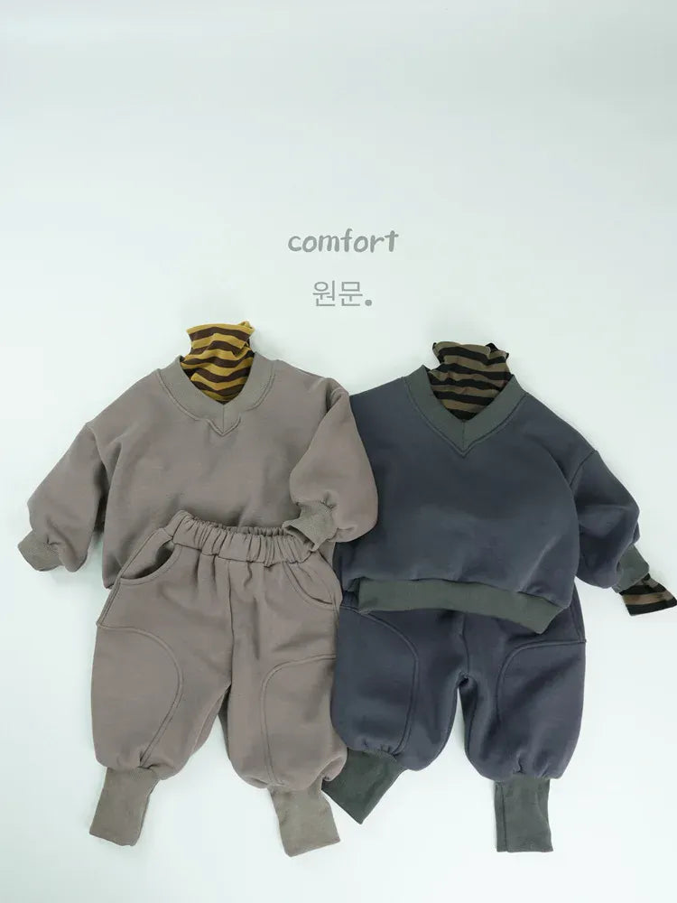 長袖セットアップ キッズセットアップ 2点セット シンプル長袖Vネックスウェットトレーナー+ロングスウェットジョガーパンツ【mh0008129】