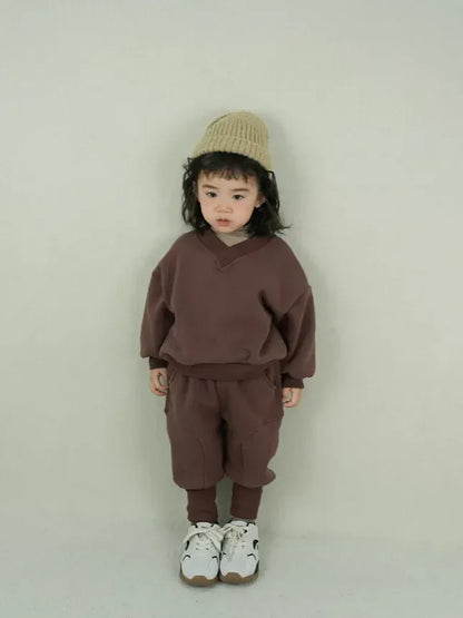 長袖セットアップ キッズセットアップ 2点セット シンプル長袖Vネックスウェットトレーナー+ロングスウェットジョガーパンツ【mh0008129】