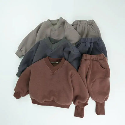 長袖セットアップ キッズセットアップ 2点セット シンプル長袖Vネックスウェットトレーナー+ロングスウェットジョガーパンツ【mh0008129】